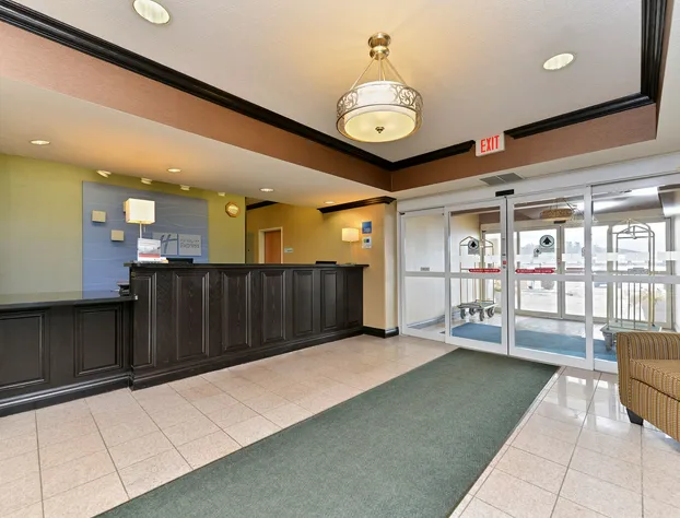 Holiday Inn Express Hotel & Suites Charlotte by IHG hotel detail image 3