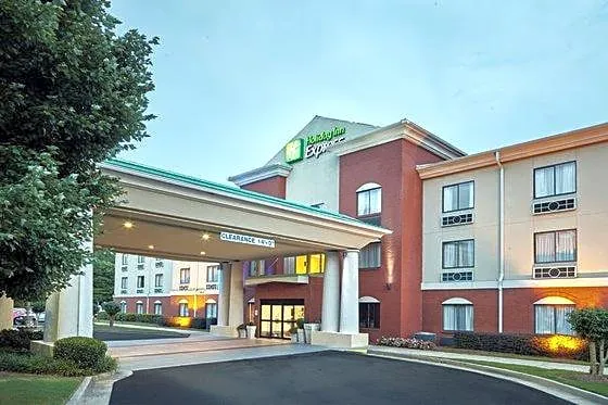 Holiday Inn Express Hotel & Suites Buford-Mall Of Georgia hotel detail image 2