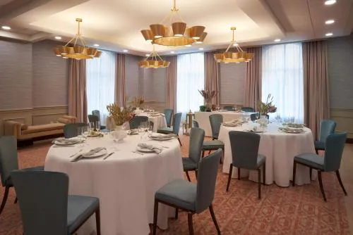 Indigo Houston at the Galleria hotel hero