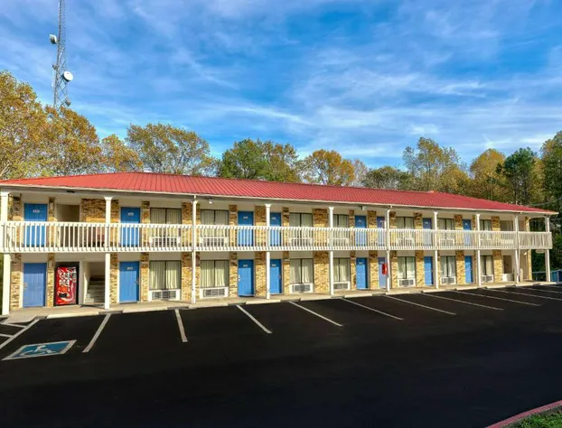 Motel 6 Cookeville, TN hotel detail image 3