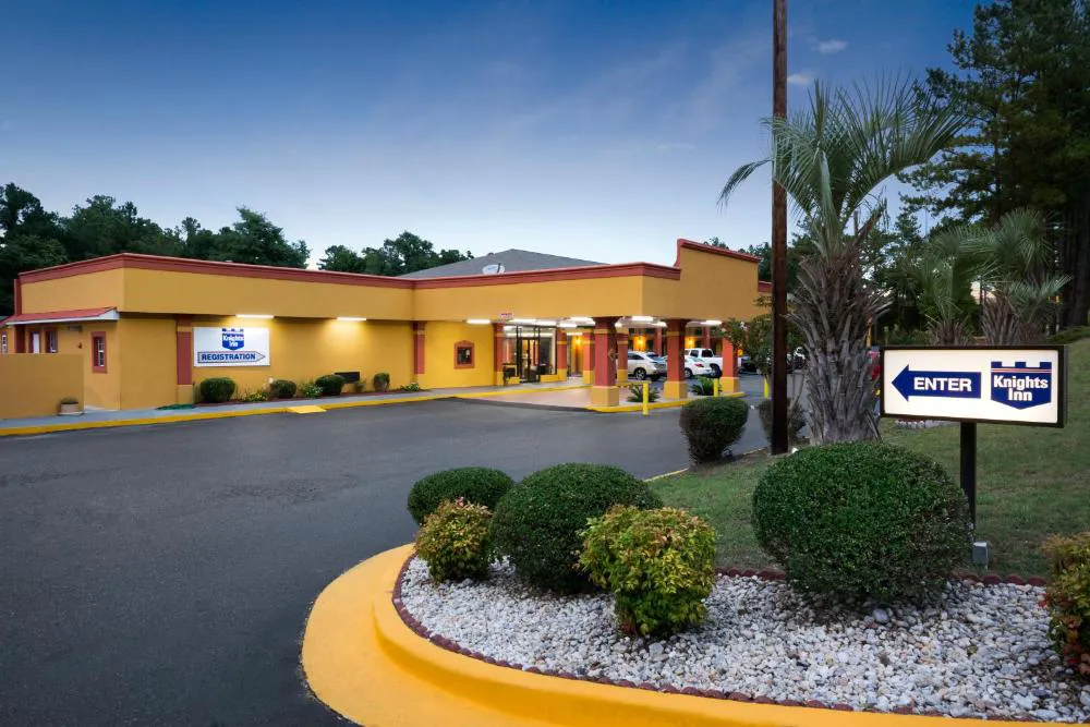 Knights Inn Aiken hotel hero
