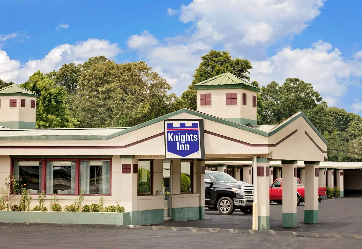 Knights Inn Madison Heights, VA hotel hero