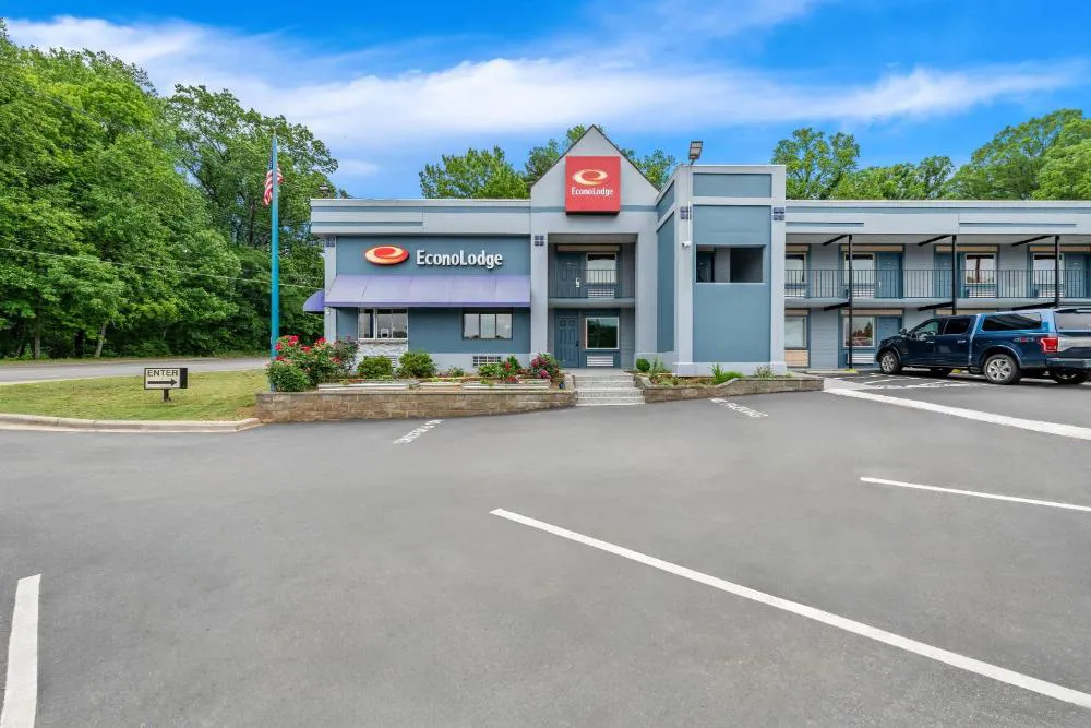 Econo Lodge Charlotte Airport Area hotel hero