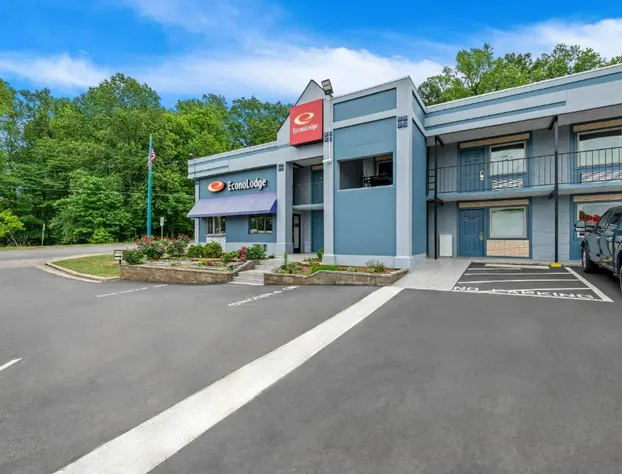 Econo Lodge Charlotte Airport Area hotel detail image 2