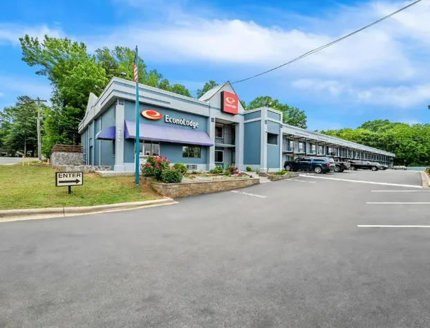 Econo Lodge Charlotte Airport Area hotel detail image 3