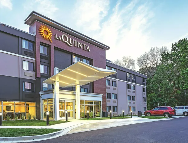 La Quinta Inn & Suites by Wyndham Columbia / Fort Meade hotel detail image 1