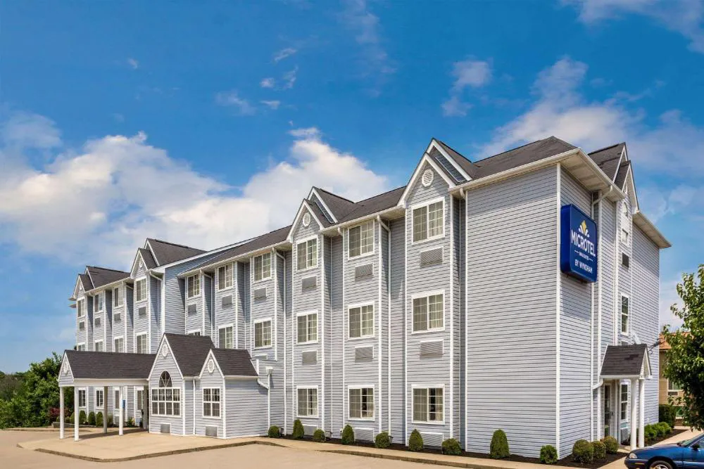 Microtel Inn by Wyndham Dry Ridge hotel hero