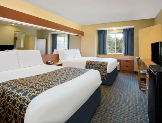 Microtel Inn & Suites by Wyndham Leesburg/Mt Dora hotel detail image 4