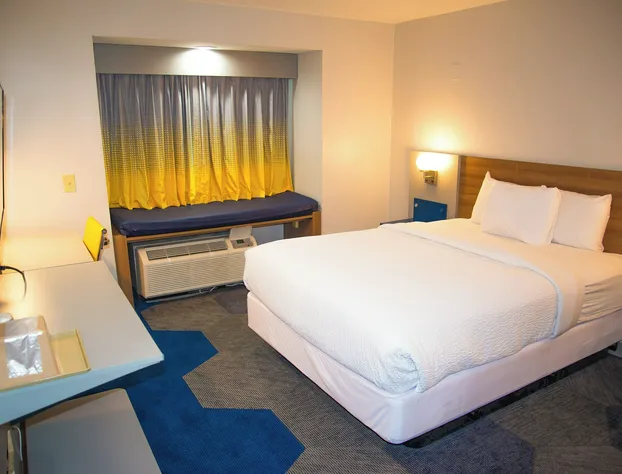 Microtel Inn & Suites by Wyndham Daphne/Mobile hotel detail image 3