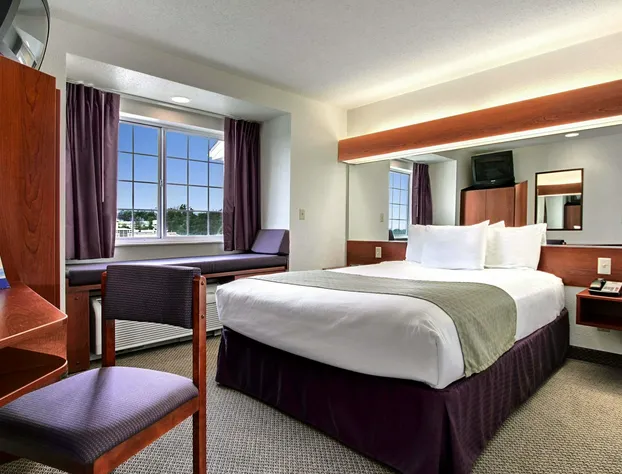 Microtel Inn & Suites by Wyndham Bridgeport hotel detail image 3