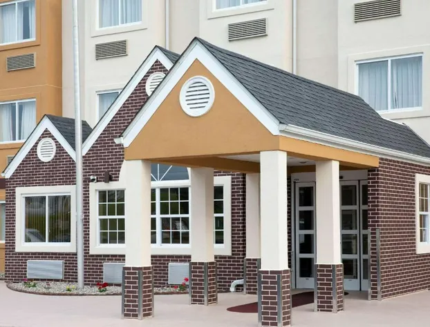 Microtel Inn & Suites by Wyndham Charleston WV hotel detail image 2