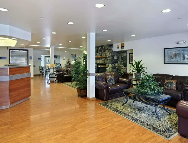 Microtel Inn & Suites by Wyndham Eagle River/Anchorage Area hotel detail image 1