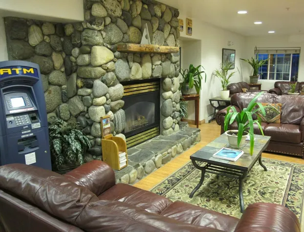 Microtel Inn & Suites by Wyndham Eagle River/Anchorage Area hotel detail image 4