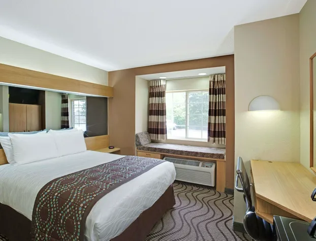 Microtel Inn by Wyndham Charlotte/University Place hotel detail image 3