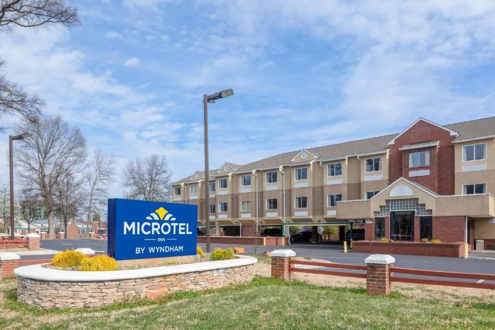 Microtel Inn by Wyndham Cornelius/Lake Norman hotel hero