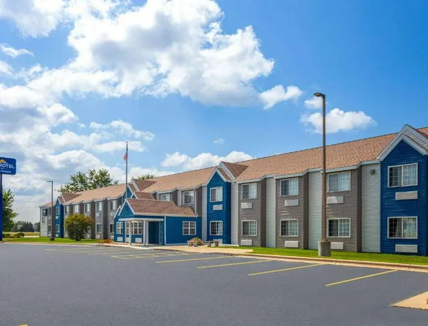 Microtel Inn by Wyndham Janesville hotel detail image 2