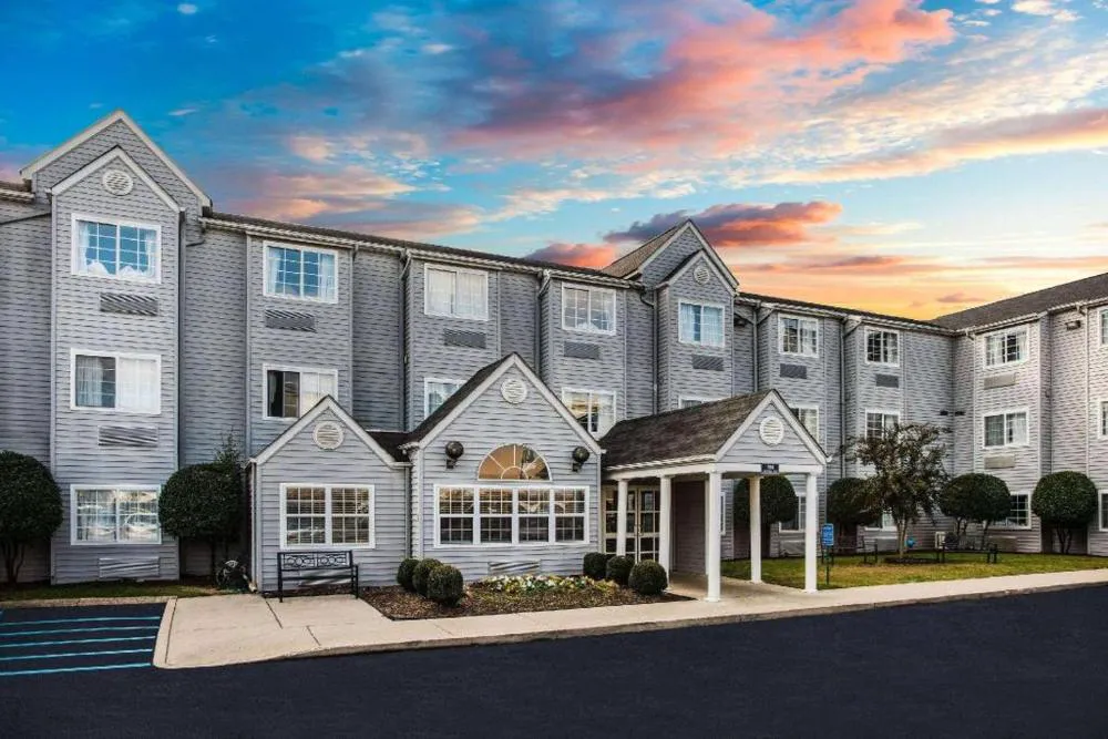 Microtel Inn & Suites by Wyndham Chattanooga/Near Hamilton P hotel hero