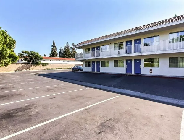 Motel 6 – San Jose, CA - South hotel detail image 1