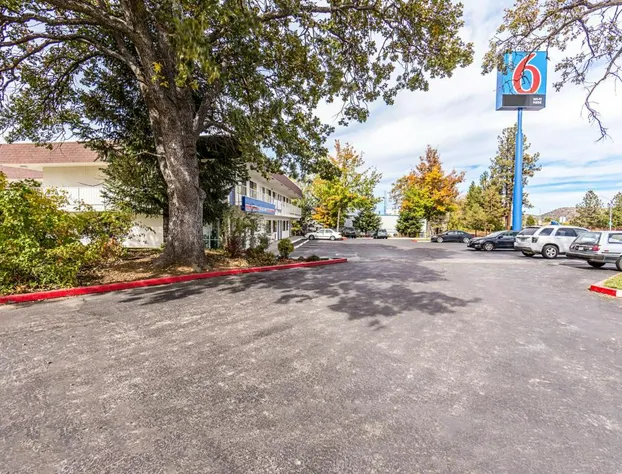 Motel 6 Yreka, CA hotel detail image 1