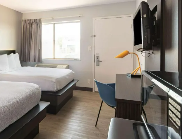 Motel 6 Del Rio, TX hotel detail image 2