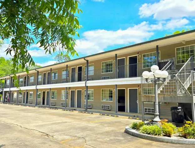 Meriwether Country Inn hotel detail image 4