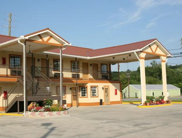 Coach Inn hotel detail image 1