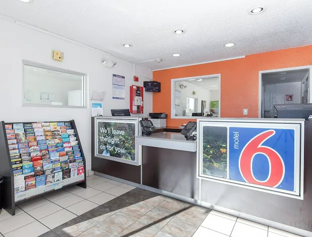 Motel 6 Hayward, CA – Silicon Valley Gateway hotel detail image 3