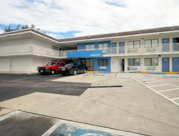 Motel 6 Dania Beach hotel detail image 2