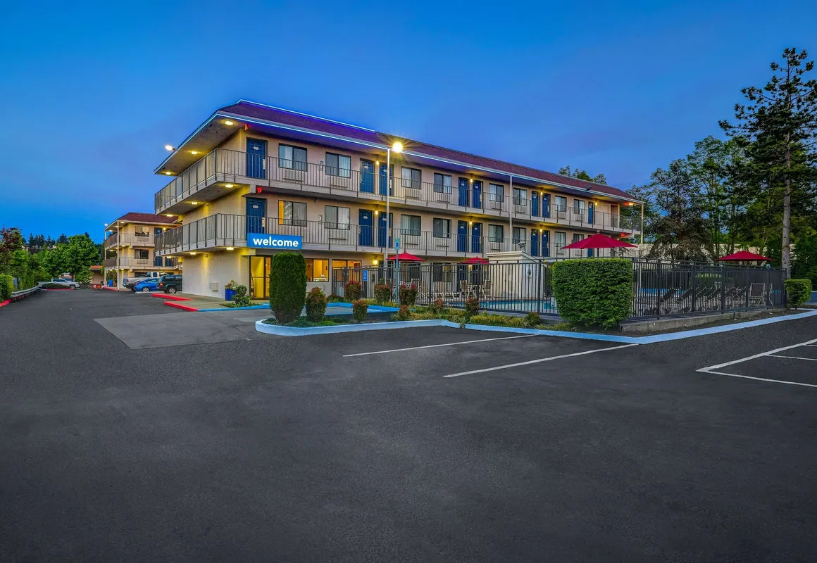 Motel 6 Kirkland, WA - North Kirkland hotel hero