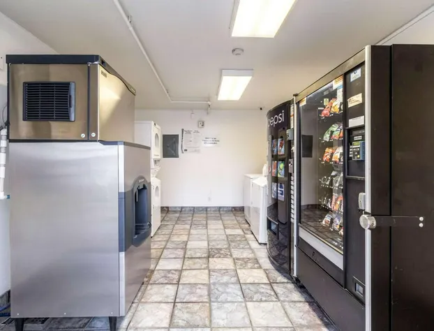 Motel 6 Kirkland, WA - North Kirkland hotel detail image 3