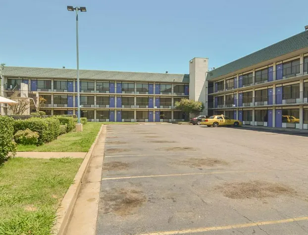 Motel 6 Little Rock, AR - West hotel detail image 1