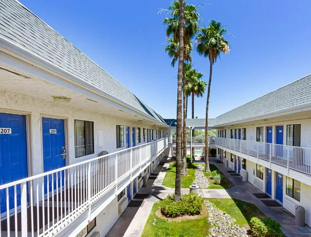 Motel 6 Mesa, AZ - South hotel detail image 1