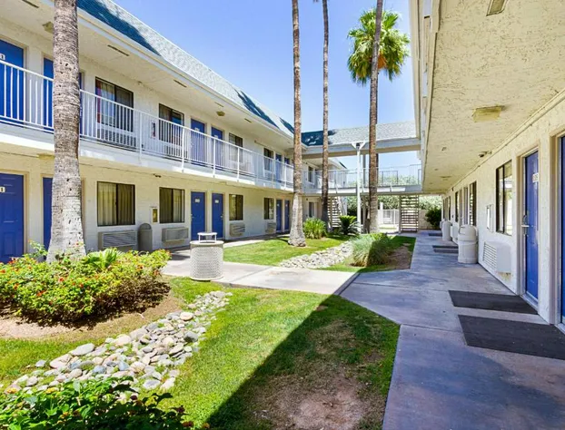 Motel 6 Mesa, AZ - South hotel detail image 3