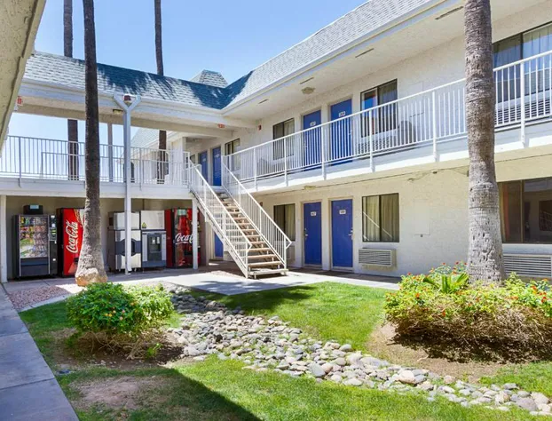 Motel 6 Mesa, AZ - South hotel detail image 2