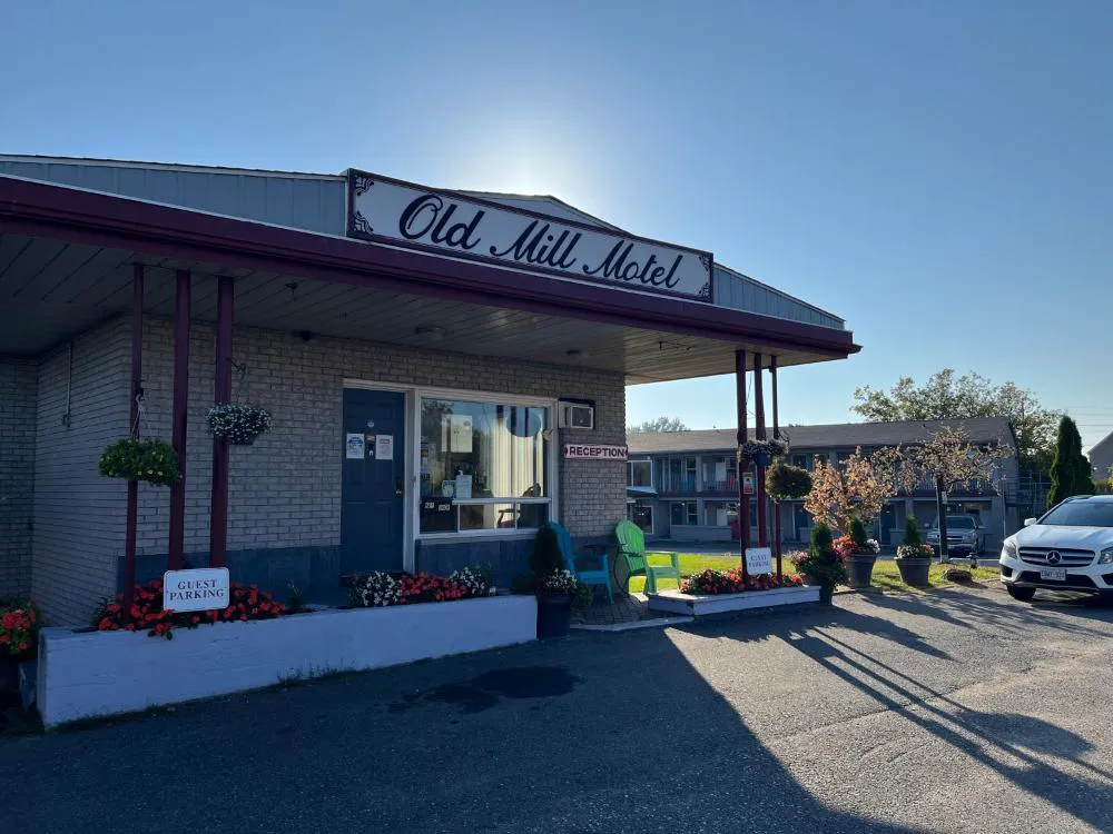 Old Mill Motel hotel hero