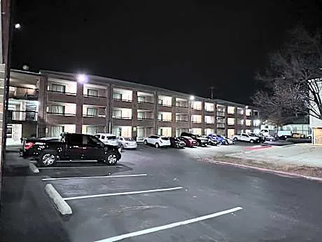 Motel 6 Oklahoma City, OK - Fairgrounds West hotel detail image 4