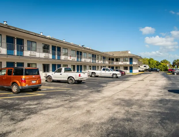 Motel 6 Ft. Pierce, FL, Fort Pierce hotel detail image 2