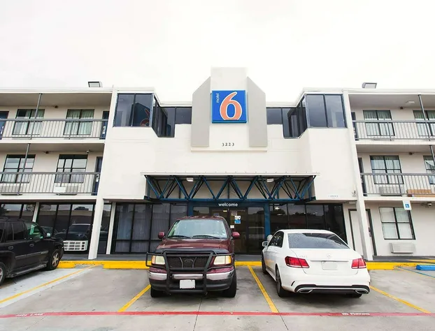 Motel 6 Houston, TX - Medical Center/NRG Stadium hotel detail image 2