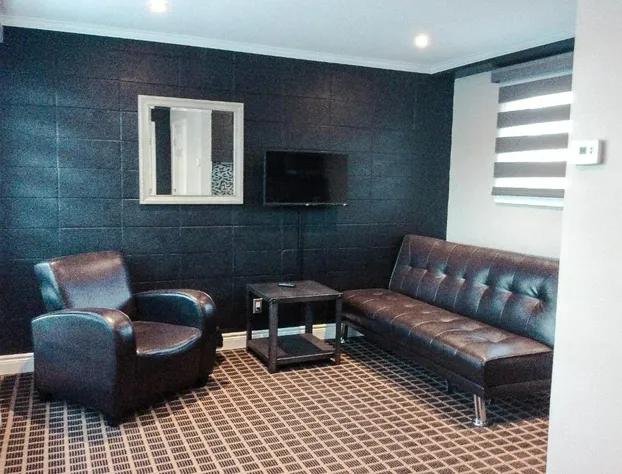 Walkerton Inn Motel hotel detail image 1