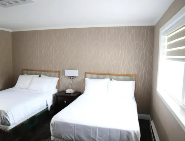 Walkerton Inn Motel hotel detail image 2