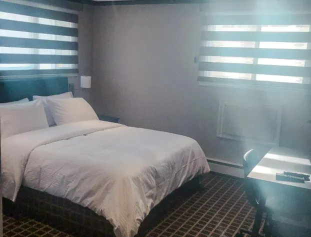 Walkerton Inn Motel hotel detail image 4