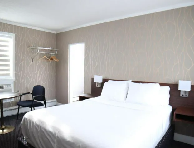 Walkerton Inn Motel hotel detail image 4