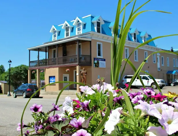 Le Voyageur Inn hotel detail image 2