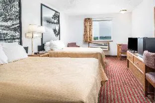 Super 8 by Wyndham Nebraska City hotel detail image 3