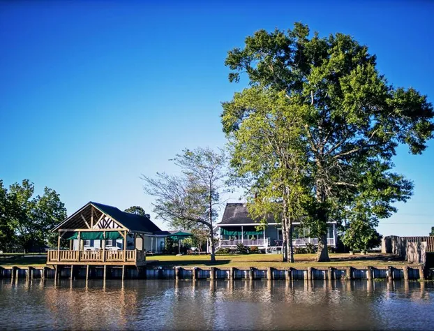 A Chateau on the Bayou Bed & Breakfast hotel detail image 4