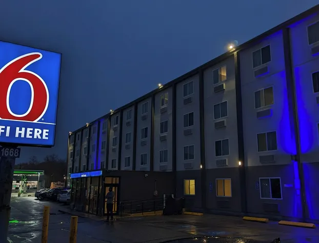 Motel 6 Framingham, MA - Boston West hotel detail image 1