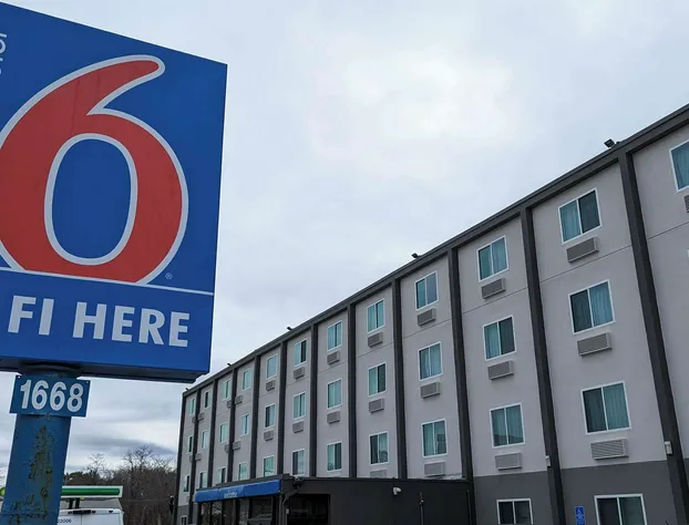 Motel 6 Framingham, MA - Boston West hotel detail image 1