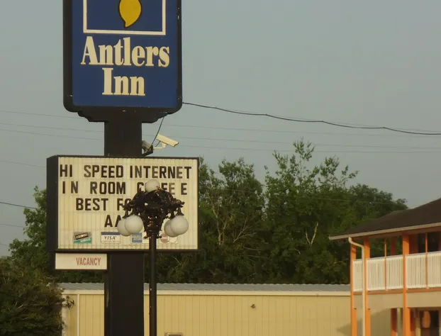 Antlers Inn hotel detail image 4