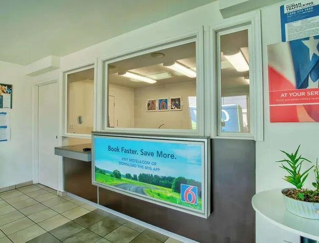 Motel 6 Richland, WA - Kennewick hotel detail image 4