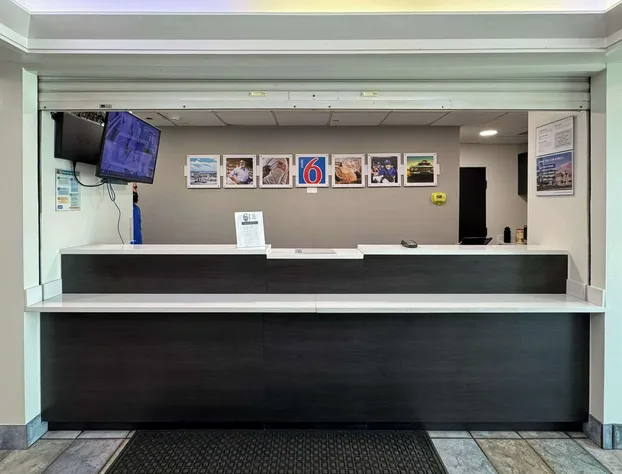 Motel 6 Joliet, IL - Chicago - I-55 hotel detail image 4